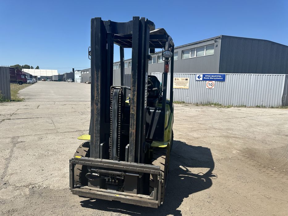 Wózek Widłowy Clark GTS25 jak nowy