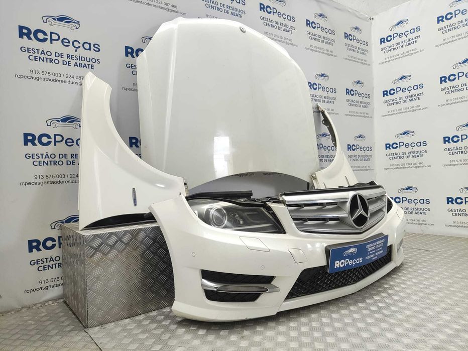 Frente completa Mercedes Benz Class C W204 AMG Facelift Diesel de 2011 a 2015