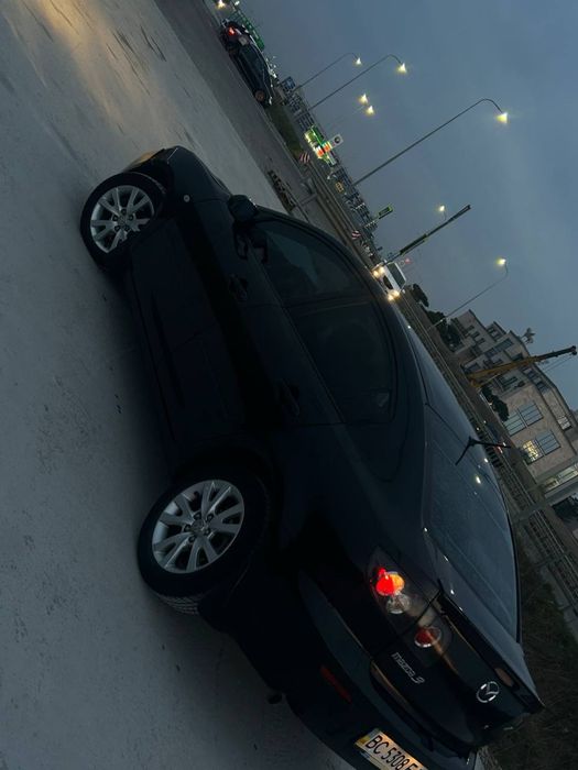 Mazda 3 2007рік 1.6 бензин