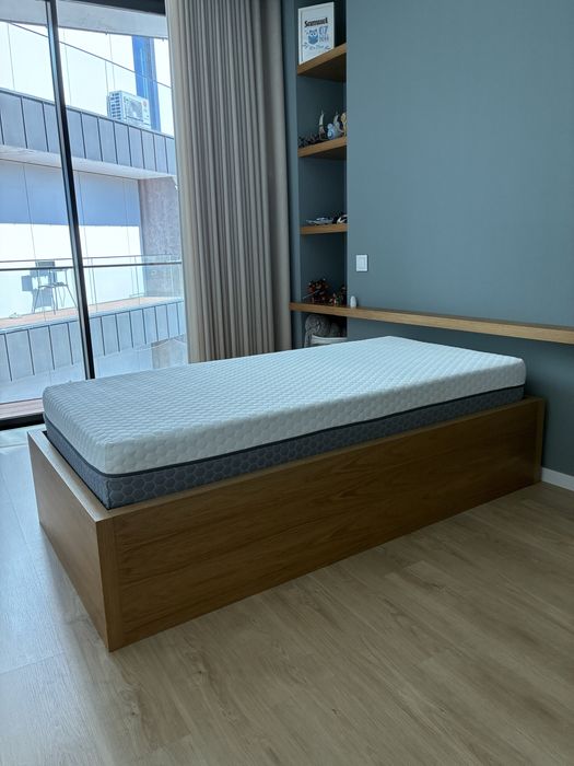Cama individual carvalho
