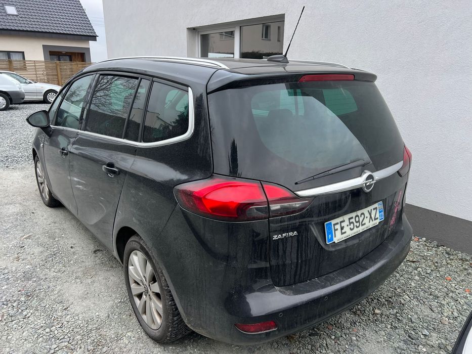 Opel zafira 2019 Rok 1.6 cdti
