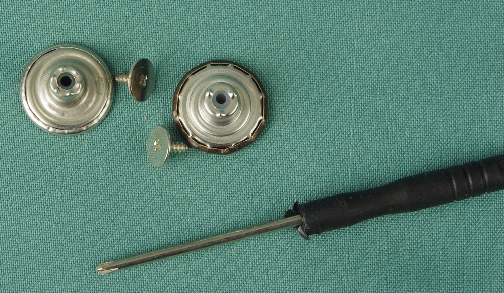 Пуговицы металлические на винтах для ремонта джинсовых вещей