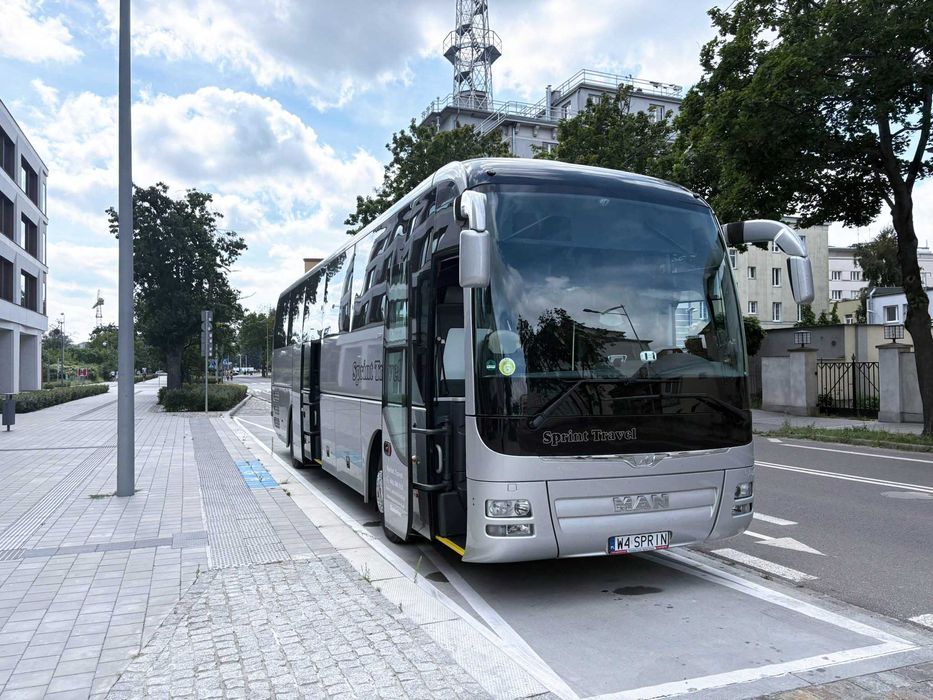 Wynajem busów z kierowcą Katowice, BUS, Przewozy osób, Autobusy