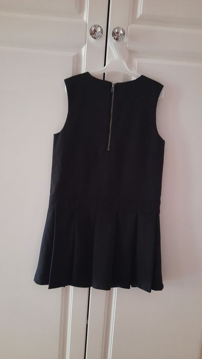 Tenis skirt  sarafan/sukieneczka  128 czarna