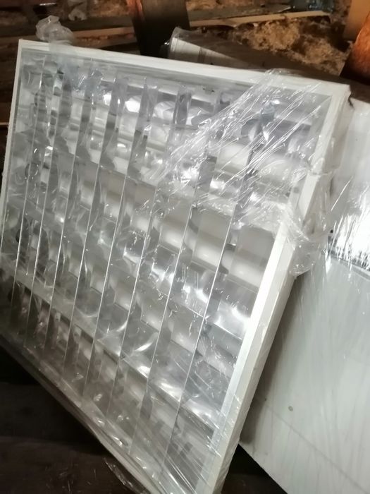 Продам потолочные лампы