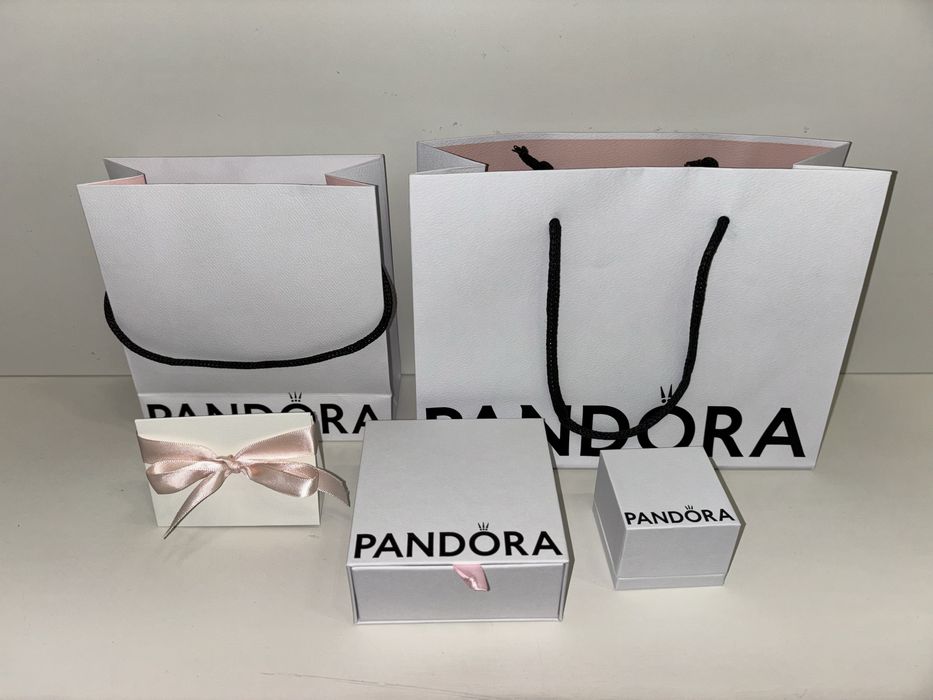 Пакети, коробочки Pandora