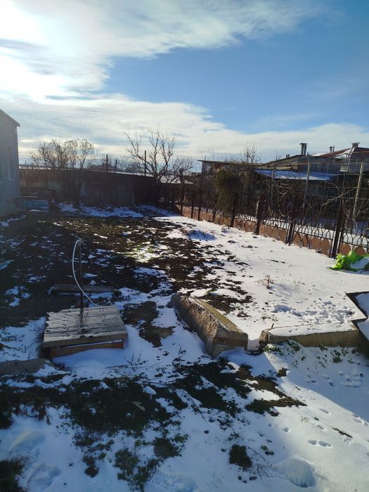 Продам 2-этажный дом