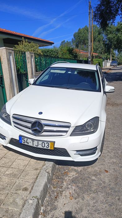 Carrinha Mercedes c220 de 2012