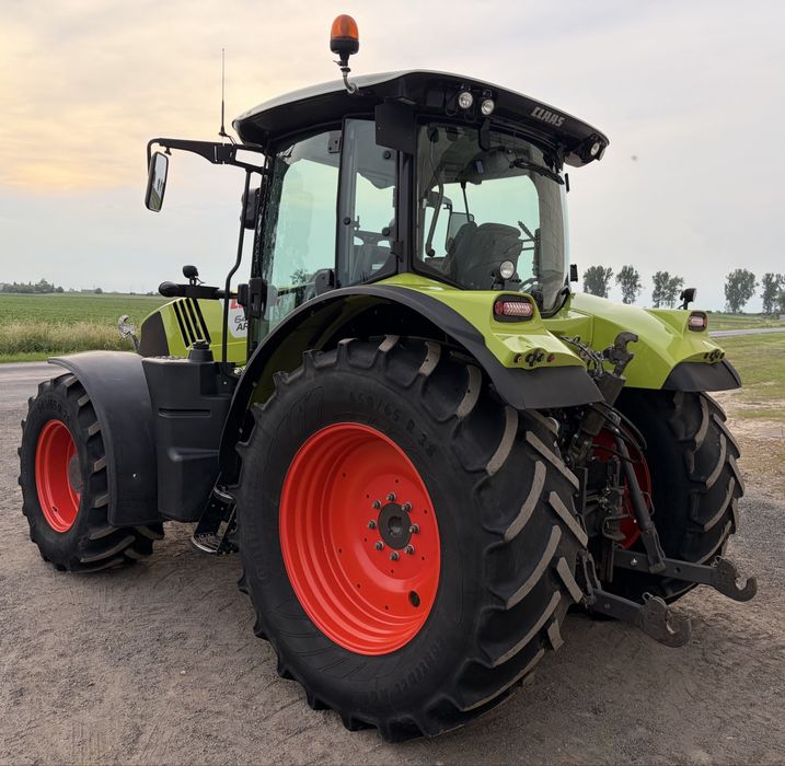 Claas Arion 640 Cebis