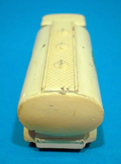 Husky - made in England - Truck - 1/64