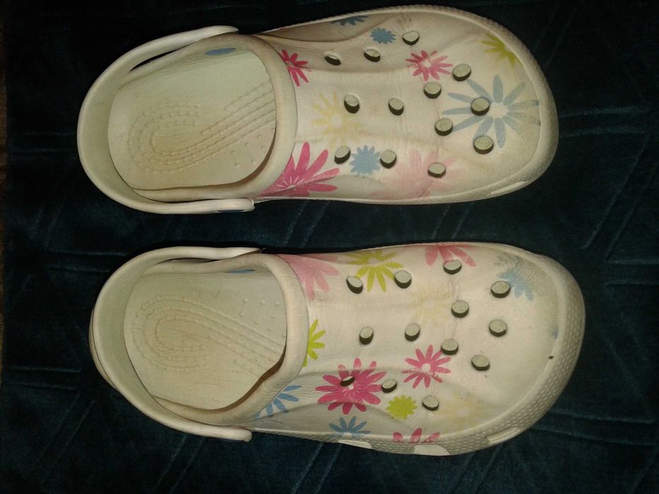 Klapki dziewczęce 31