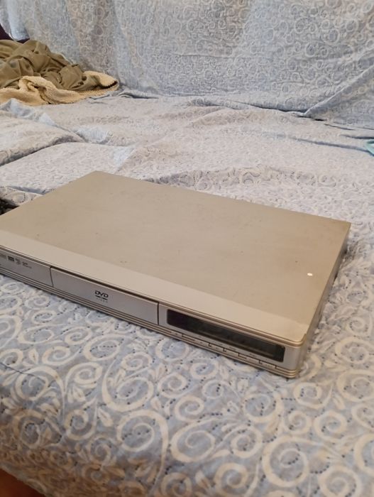 Leitor DVD cinzento