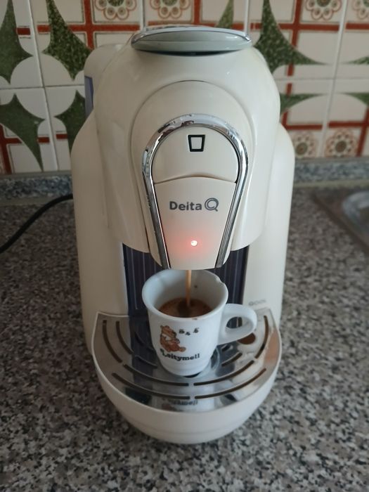 Máquina de café Delta Q