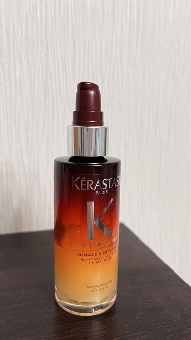 Kerastase 8-годинна нічна живильна сироватка для сухого волосся