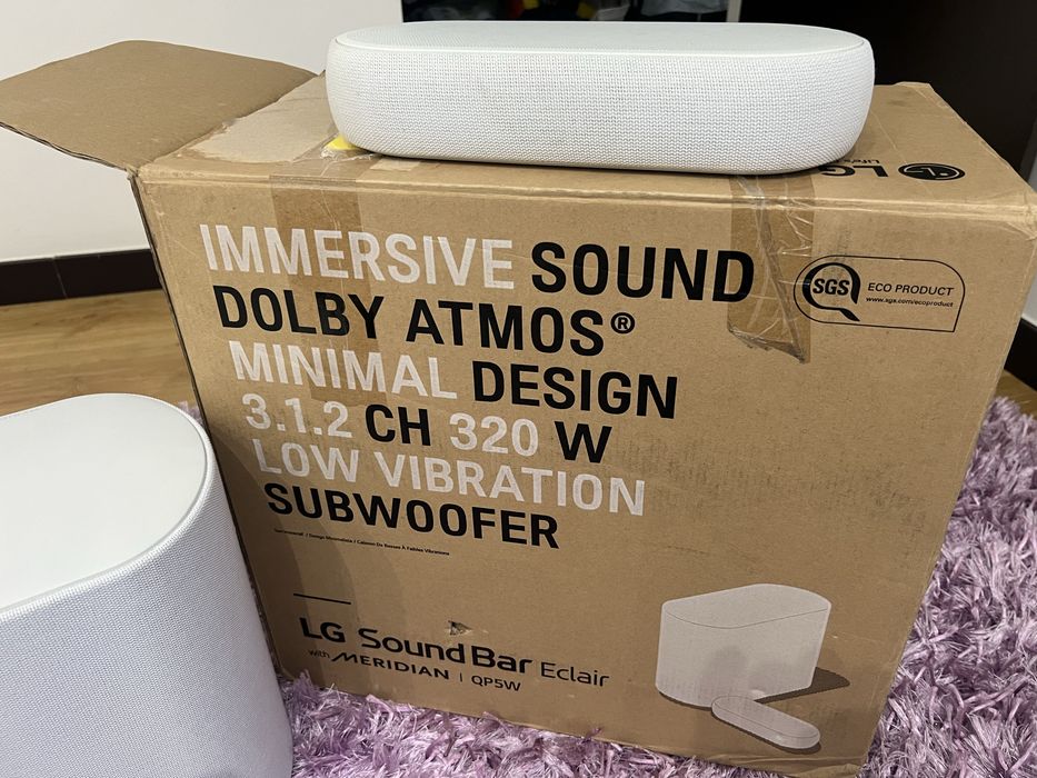 Sound bar lg eclair branca. Ideal para aumentar a qualidade de som.
