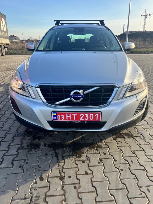 Автомобіль Вольво Volvo XC60 2010
