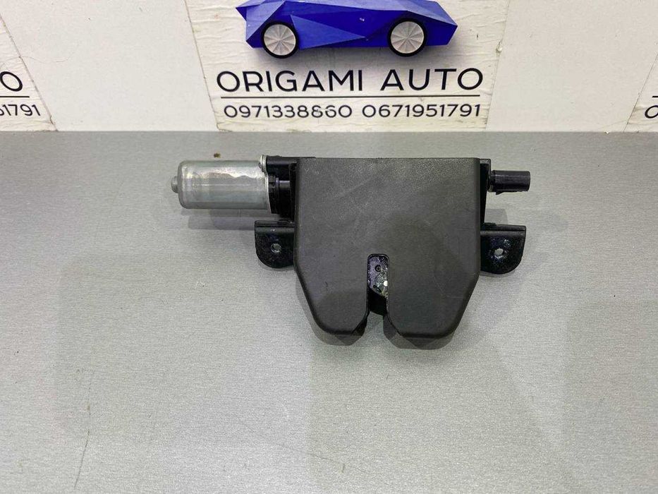 Замок багажника jeep cherokee kl Джип черокі кл 2019 2020 2021+