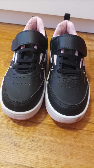 Patins sapatilha com rodinhas n. 35