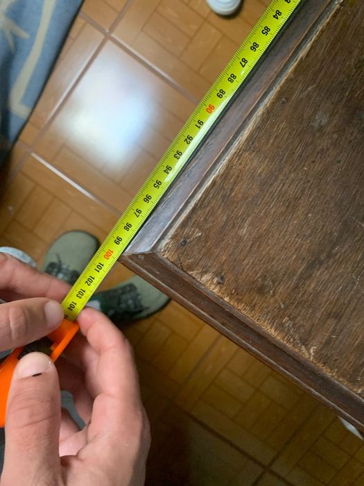 Cómoda com  4 gavetas