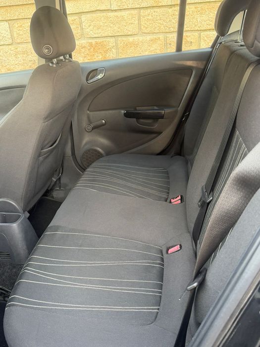 Opel corsa veículo