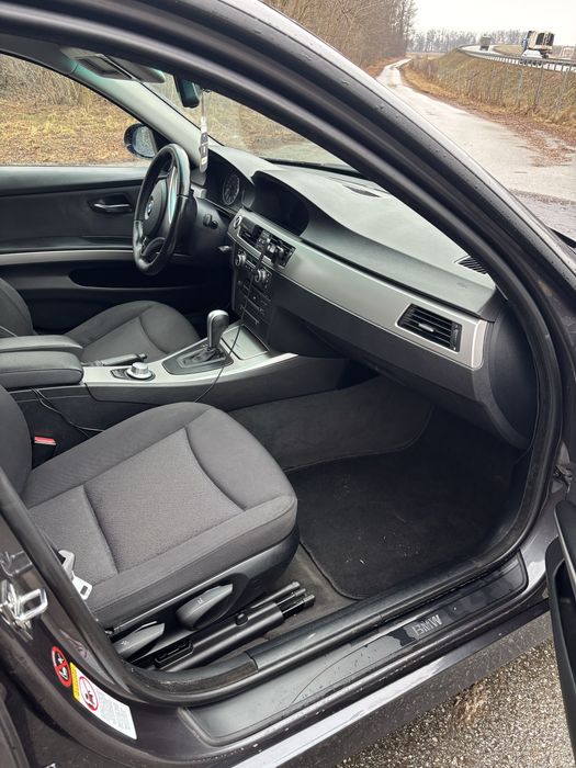 BMW E91 320D 2.0 diesel