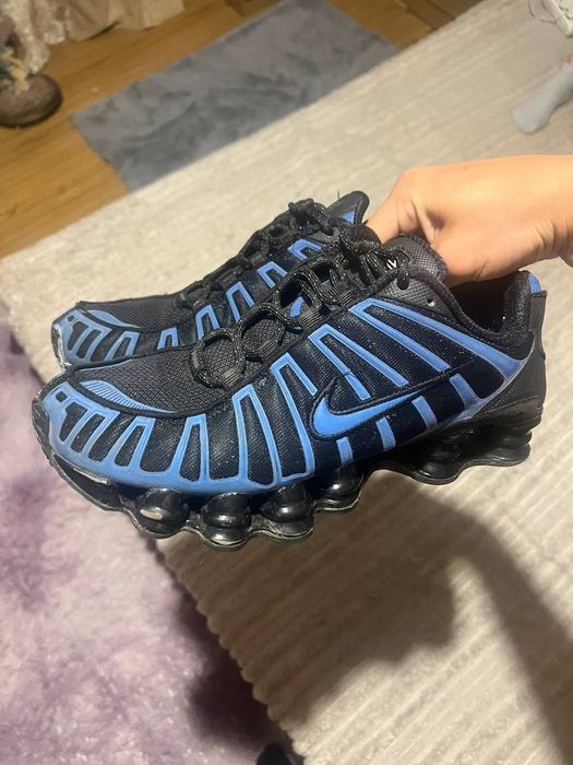 Кросівки Nike Shox