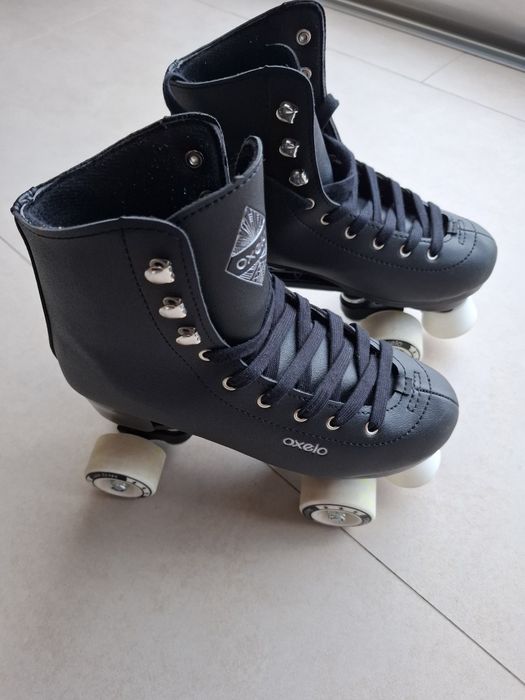 Patins de 4 Rodas QUAD 100 Preto COMO NOVOS/QUASE SEM USO