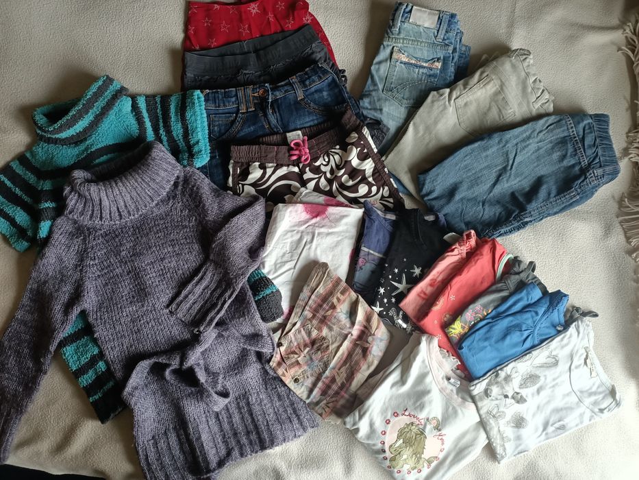 Paka ubrań dla dziewczynki rozmiar 110-122
