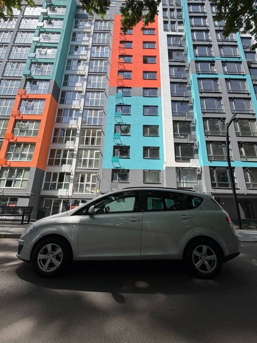 SEAT ALTEA XL офіційна