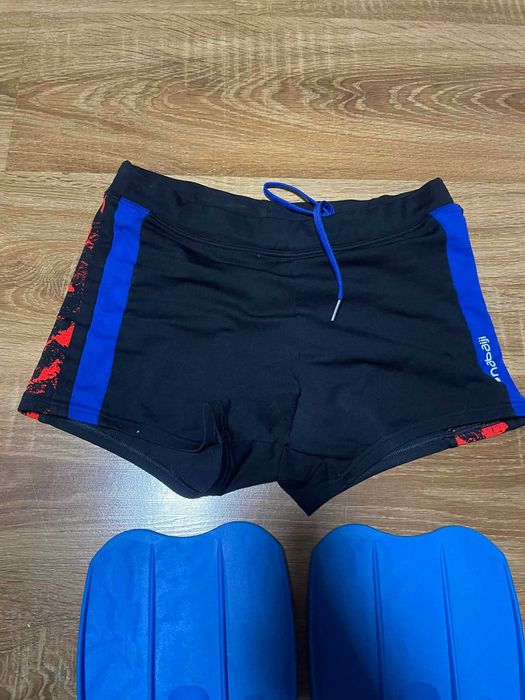 akcesoria basenowe płetwym spodenki, okularki, czepek, rurka, gogle