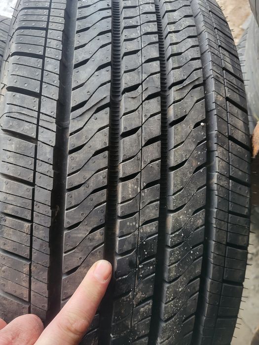 Шини 285/55r22  Bridgestone