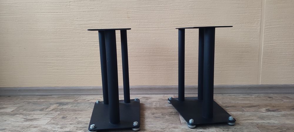 Підставки для колонок.