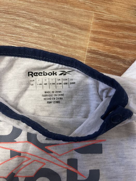 Бодік Reebok 68 розмір