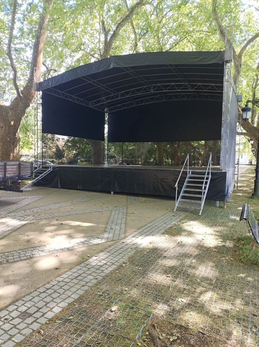 Palco Tradicional 10x7,5 com escada.