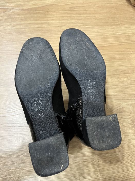 Botas Pretas Tamanho 36