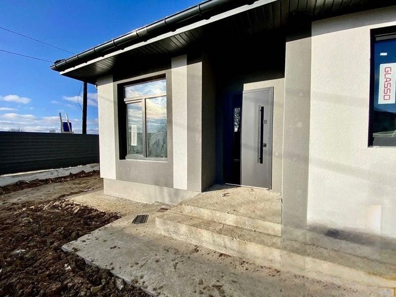 Власник продам будинок 100 квадратів 100000уо