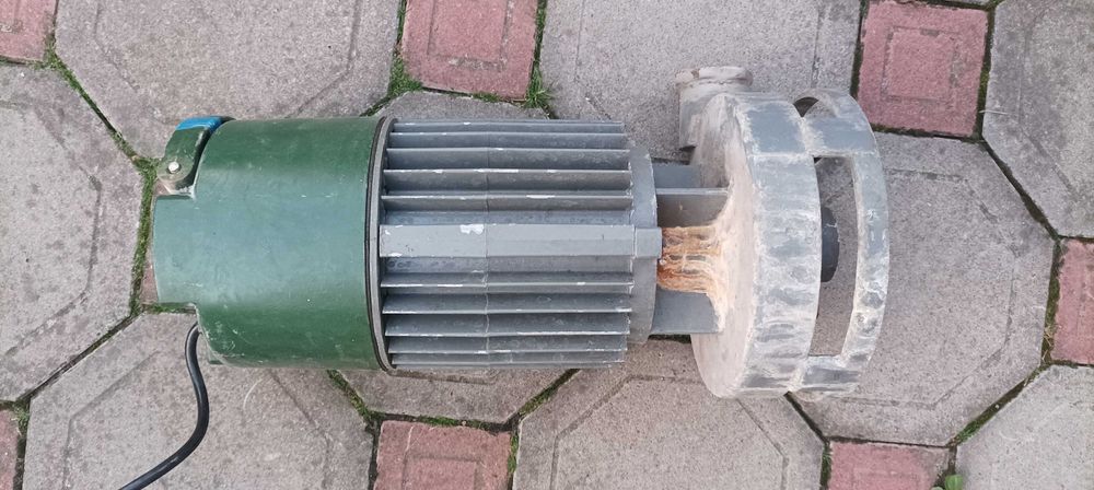 Насос водяний БЦ-1.1-18-У1.1