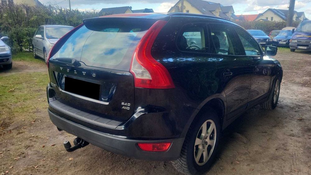 VOLVODUO XC60 2,4 D5 manual Zarejestrowany w Polsce OKAZJA