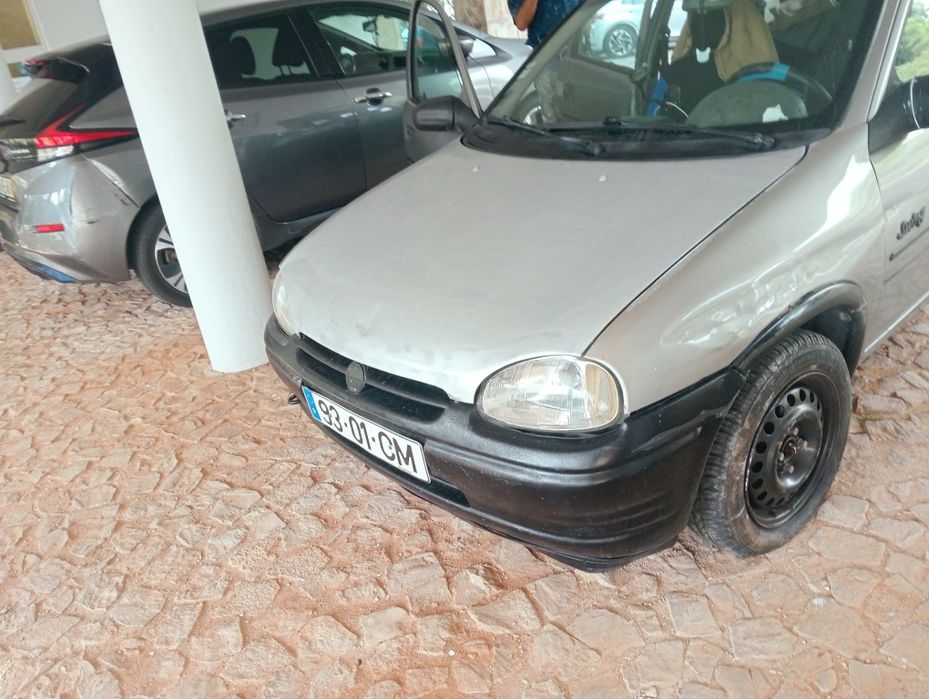 Vendo Opel corsa ano 1993 (700 euros) — photo 5