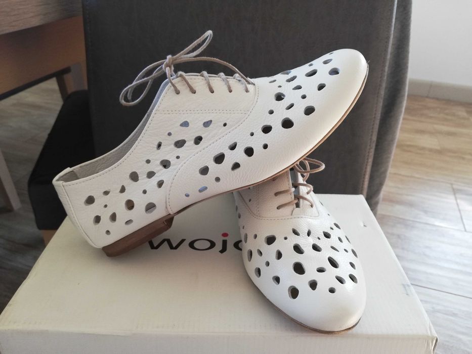 Buty ażurowe Wojas