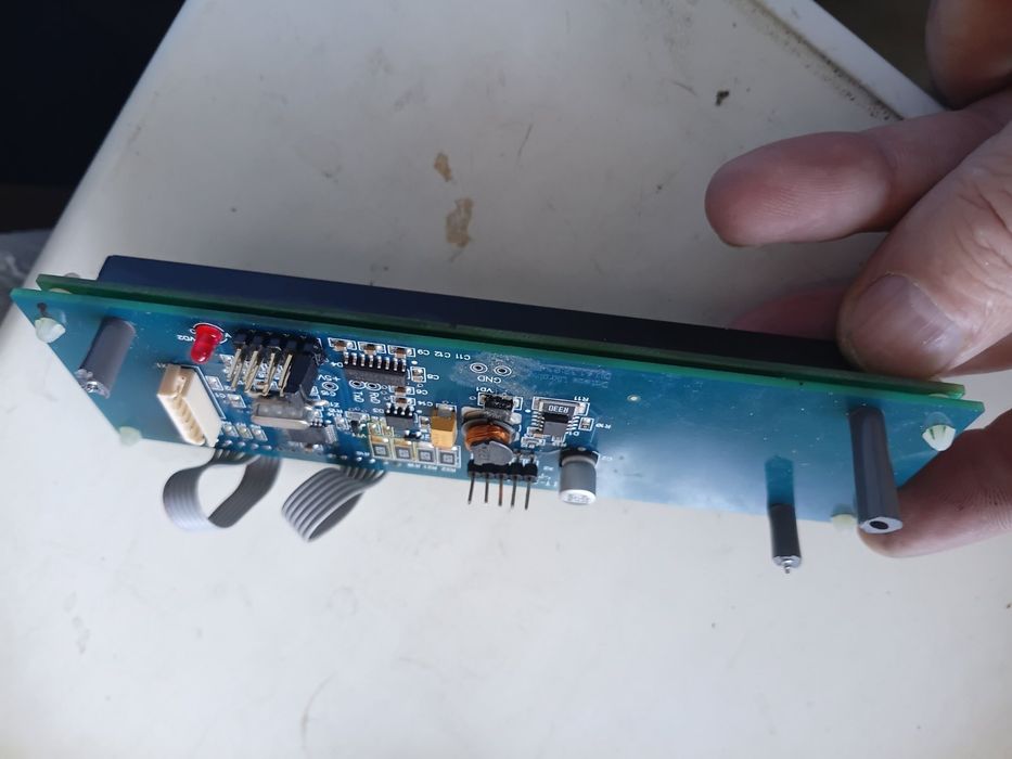 Продається дисплей.