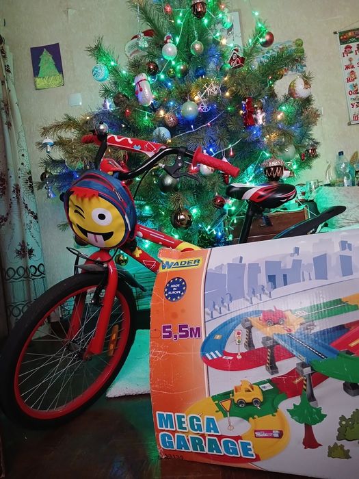 Велосипед детский 20 д.+ бонус игровой набор