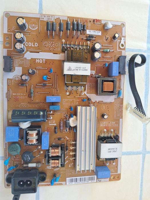 Tv samsung ue40h5500aw várias peças