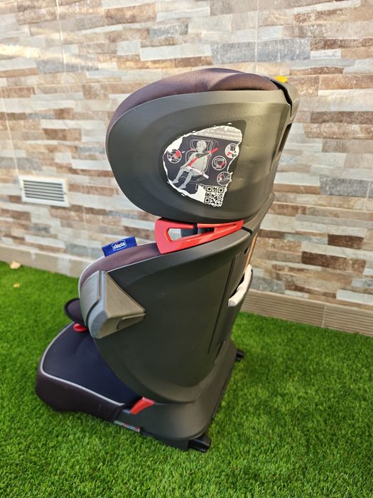 Cadeira Chicco Fold & Go Isofix