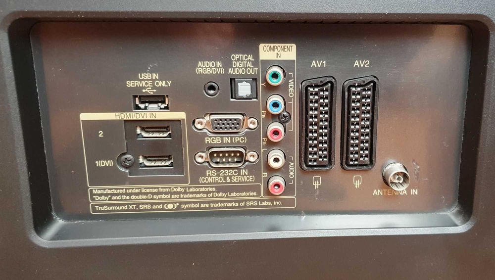 Telewizor LG 37LG3000 + dekoder SKYMASTER + Antena zewnętrzna