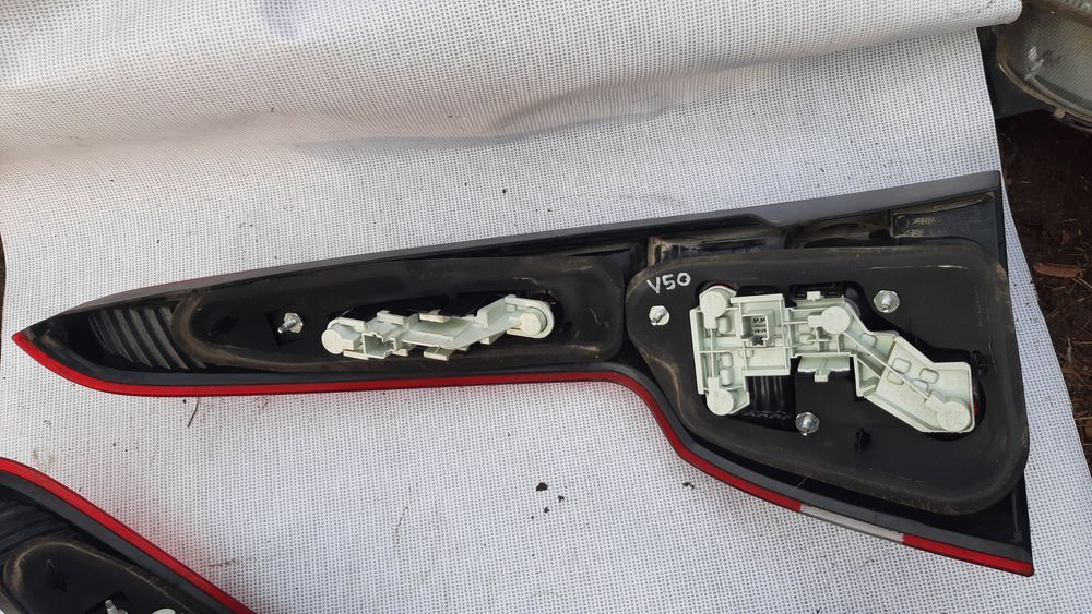 Volvo V50 lampa tył tylna lampy tylne prawa lub lewa