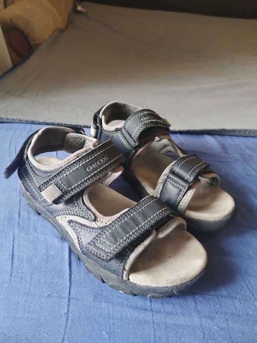 Босоніжки сандалі Geox