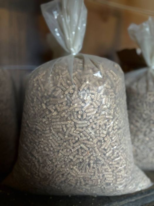 Наповнювач з тирси 13 кг -235 грн