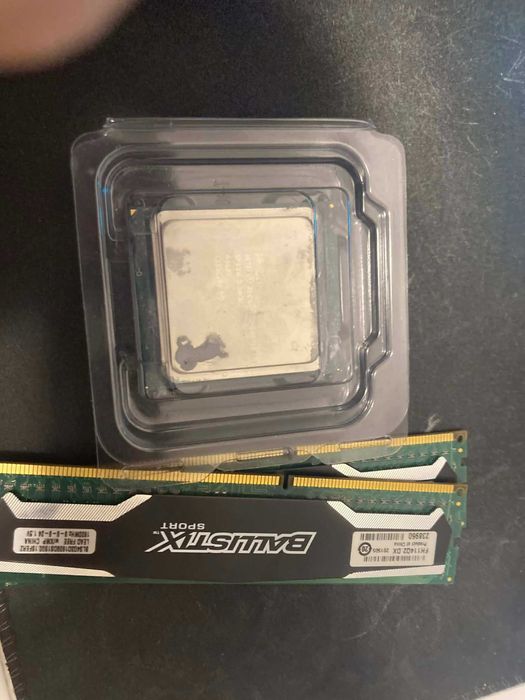 Intel Xeon 8rdzeni/16watkow 4ghz + 2x ram gratis