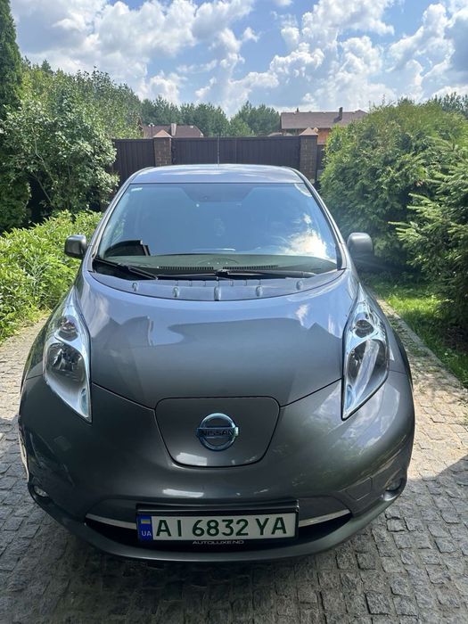 Продам Nissan Leaf 2016